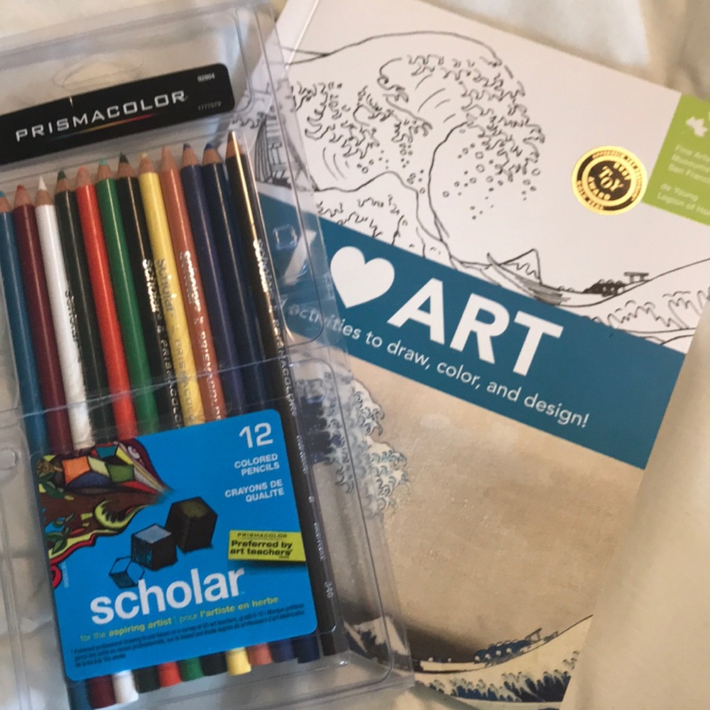 Coloring book and set of 12 Colored Pencils